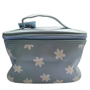 NECESSAIRE EM PVC QUALIS